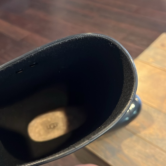 UGG black rain boots - Picture 7 of 7